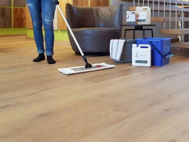 Parkett Tirol Pflege